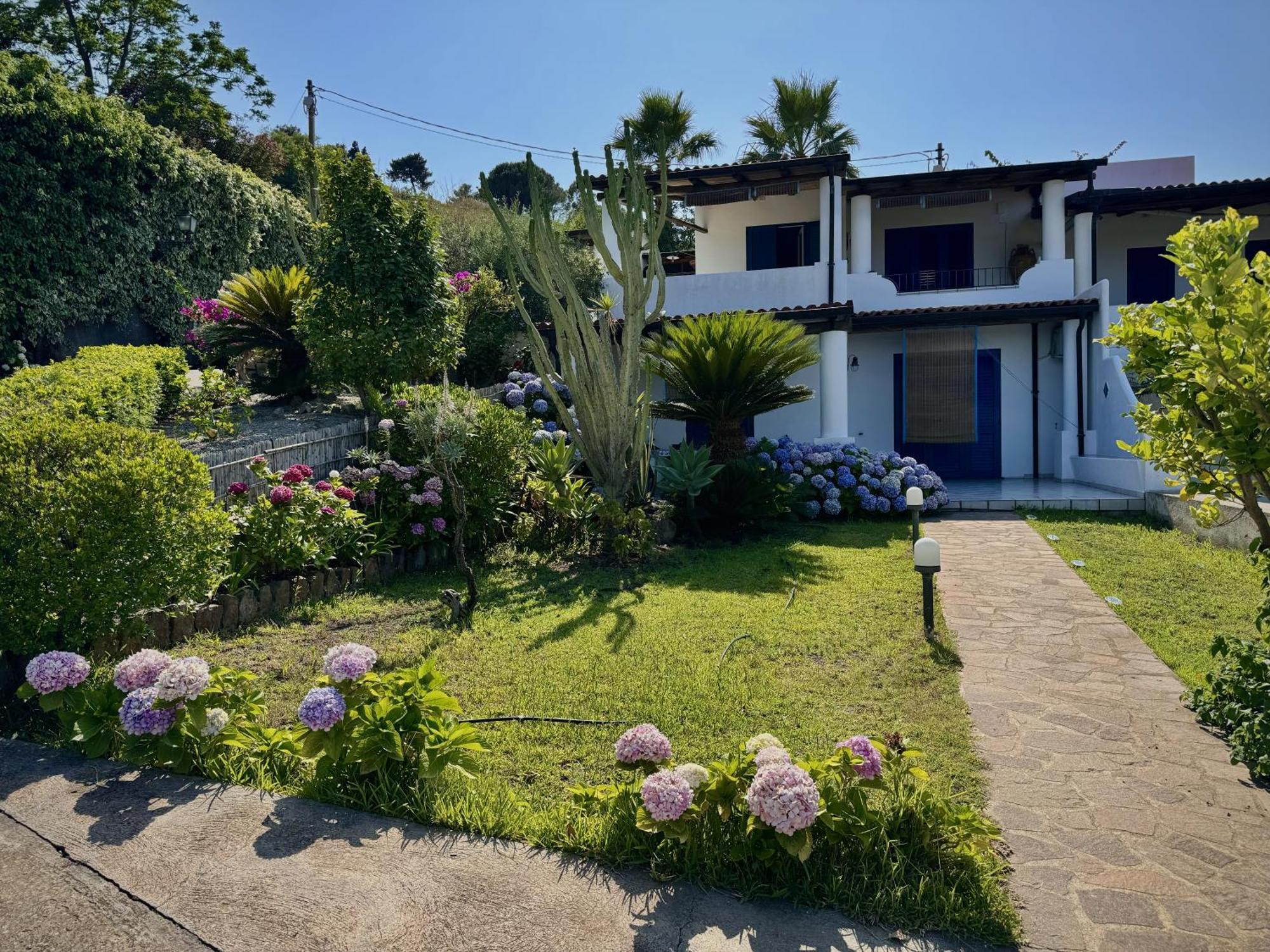 Villa 'A Pisa Lipari  Zewnętrze zdjęcie