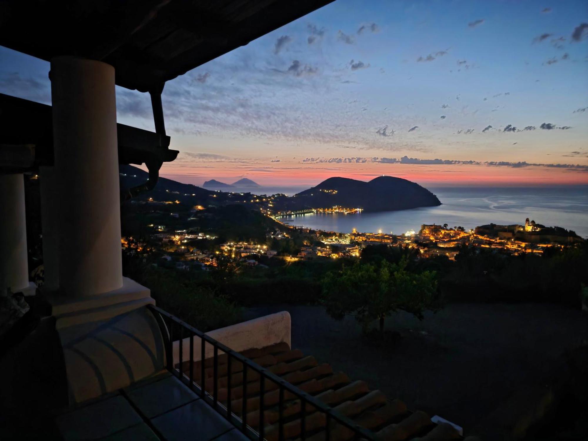 Villa 'A Pisa Lipari  Zewnętrze zdjęcie